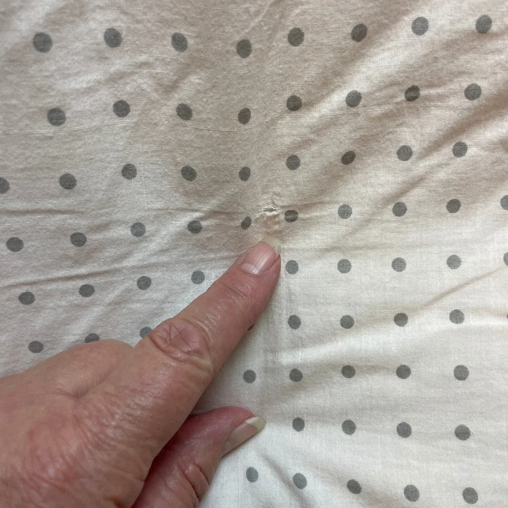 Pottery Barn Kids Millie Polka Dot Comforter Size Twin Pink Pintuck Pleated